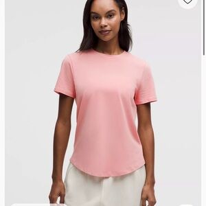 Lululemon Athletica Short Sleeve Tee
